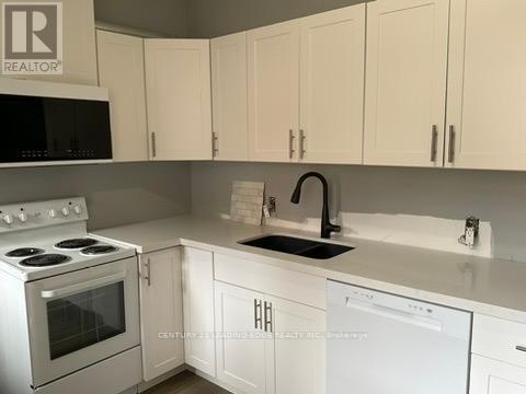 1 - 614 College Street, Toronto, Ontario  M6G 1B4 - Photo 2 - C12278786