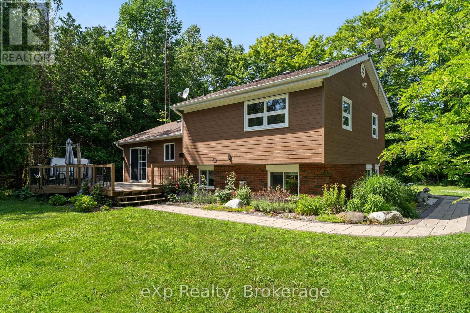 742 Silver Lake Road, South Bruce Peninsula, Ontario  N0H 1P0 - Photo 35 - X12280173