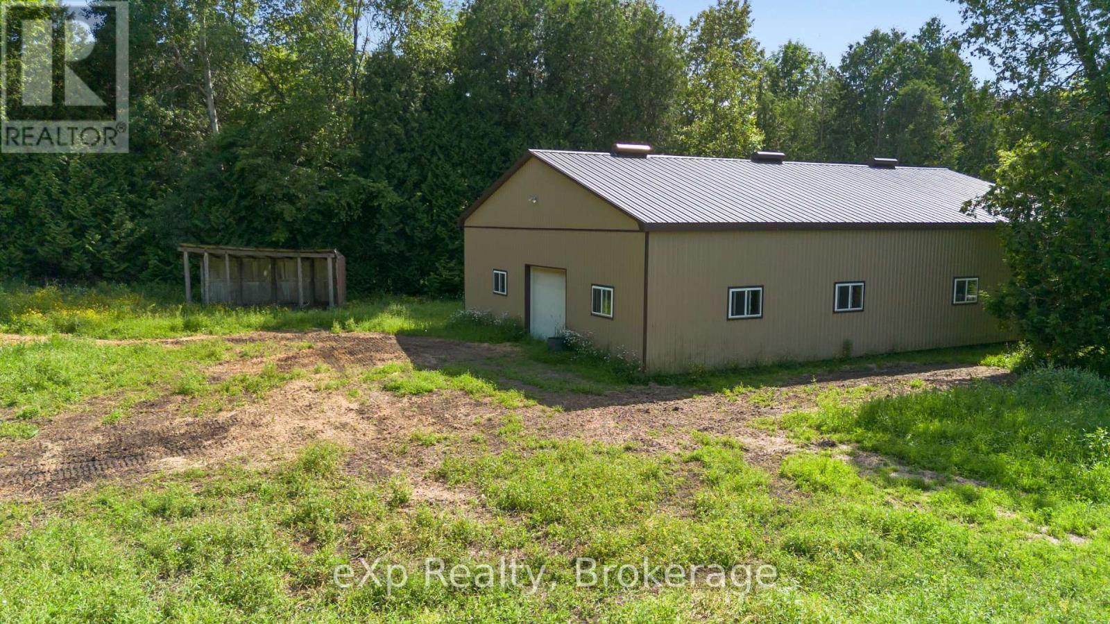 742 Silver Lake Road, South Bruce Peninsula, Ontario  N0H 1P0 - Photo 38 - X12280173