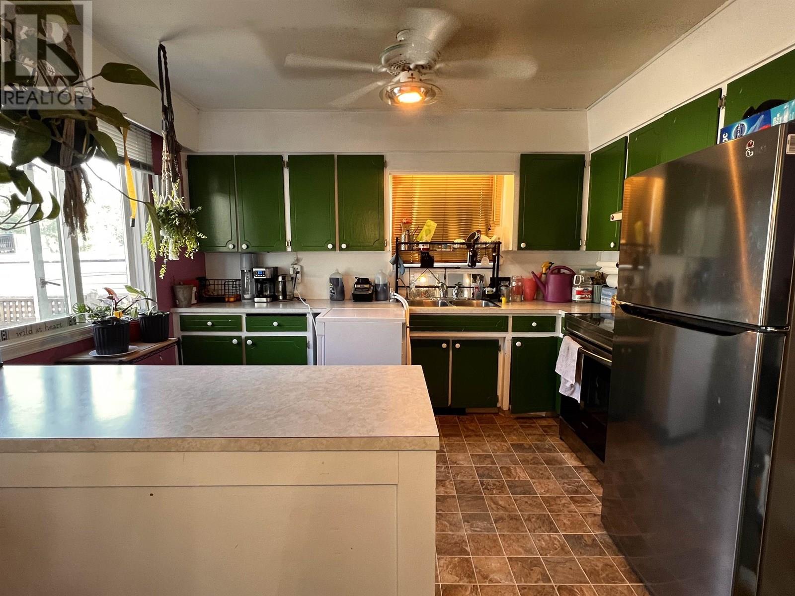 Property at 2628 MOYIE STREET image 5