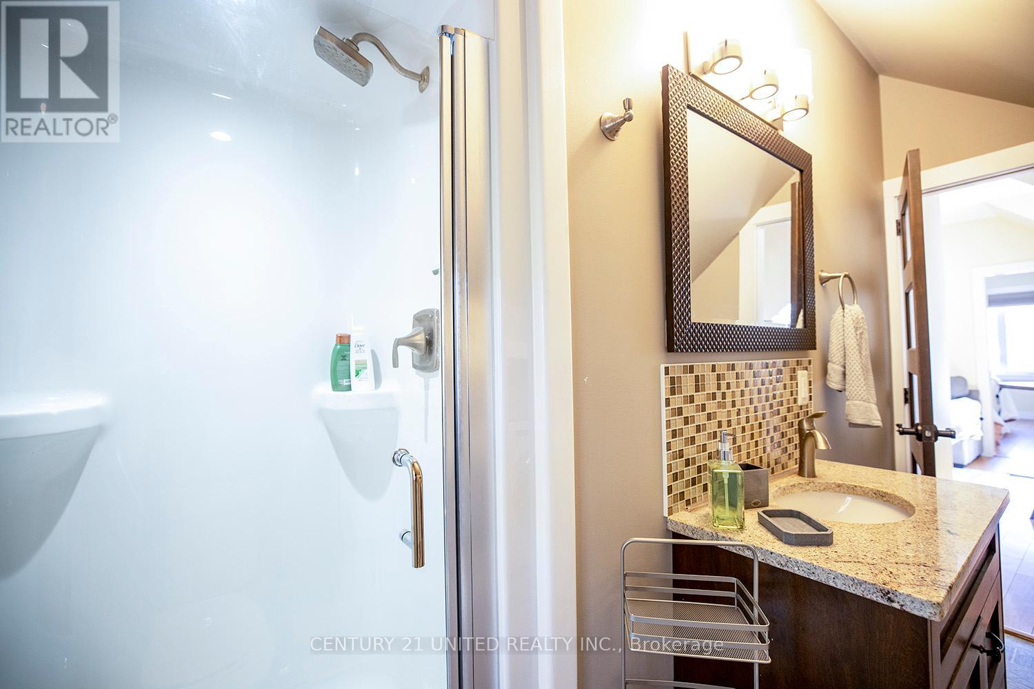 225 Mark Street, Peterborough East, Ontario  K9H 1V1 - Photo 9 - X12280178
