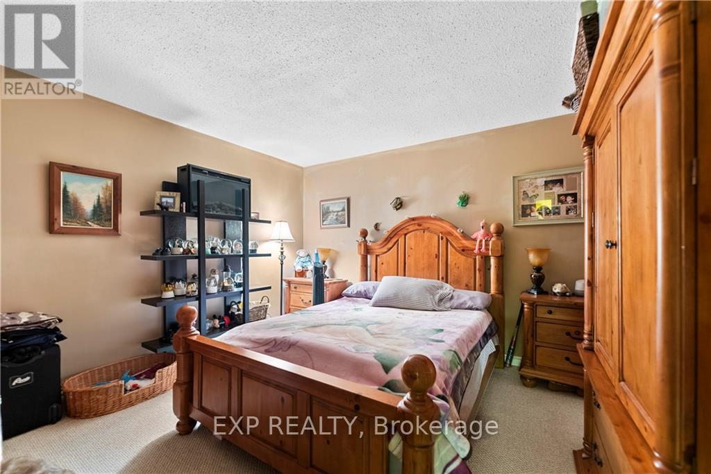 12 Dunn Street, Madawaska Valley, Ontario  K0J 1B0 - Photo 15 - X9517087