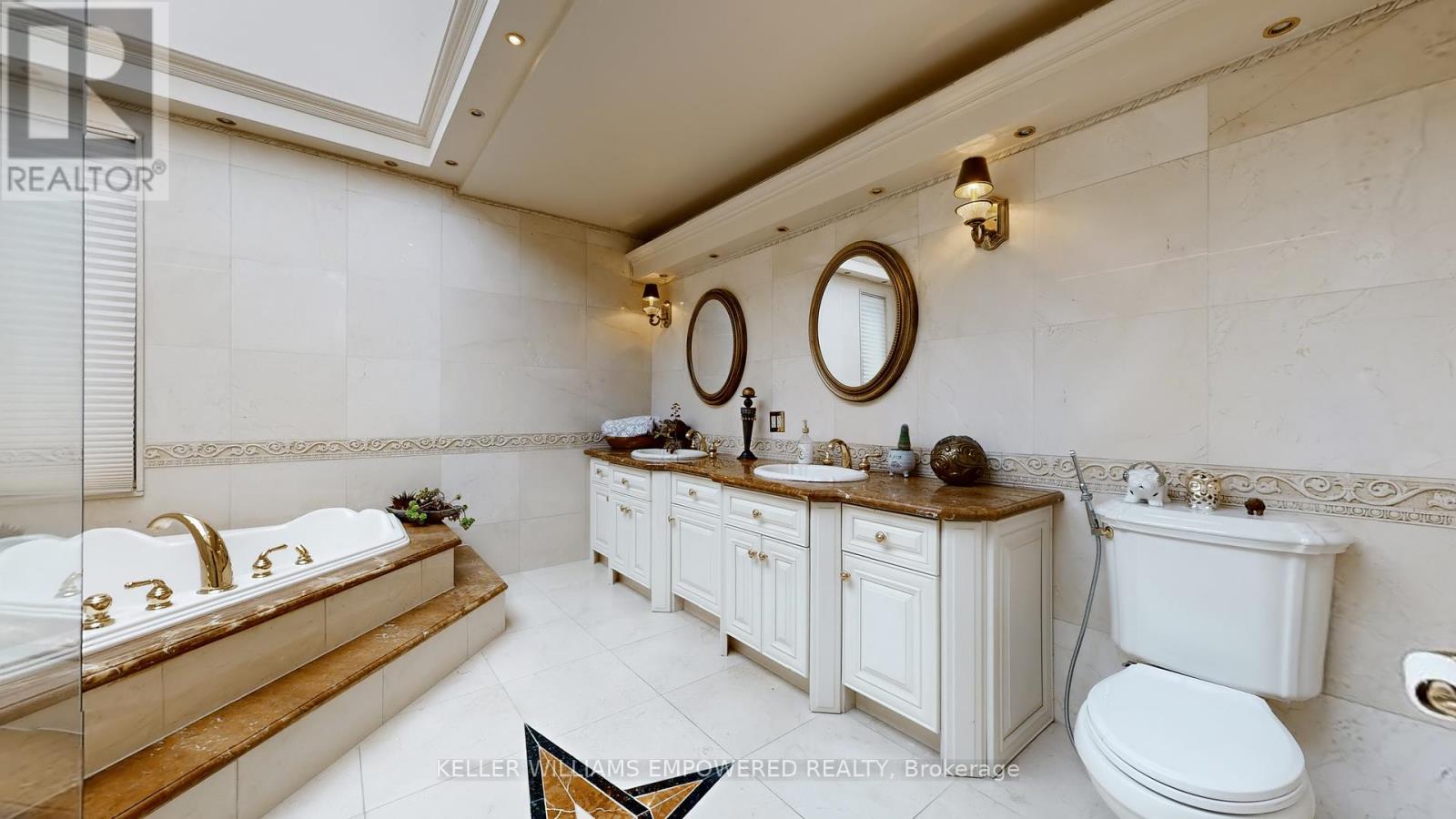 788 Woodland Acres Crescent, Vaughan, Ontario  L6A 1G2 - Photo 35 - N12274830