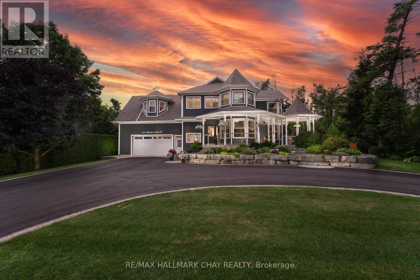 Property at 146 LAKESHORE ROAD W image 1