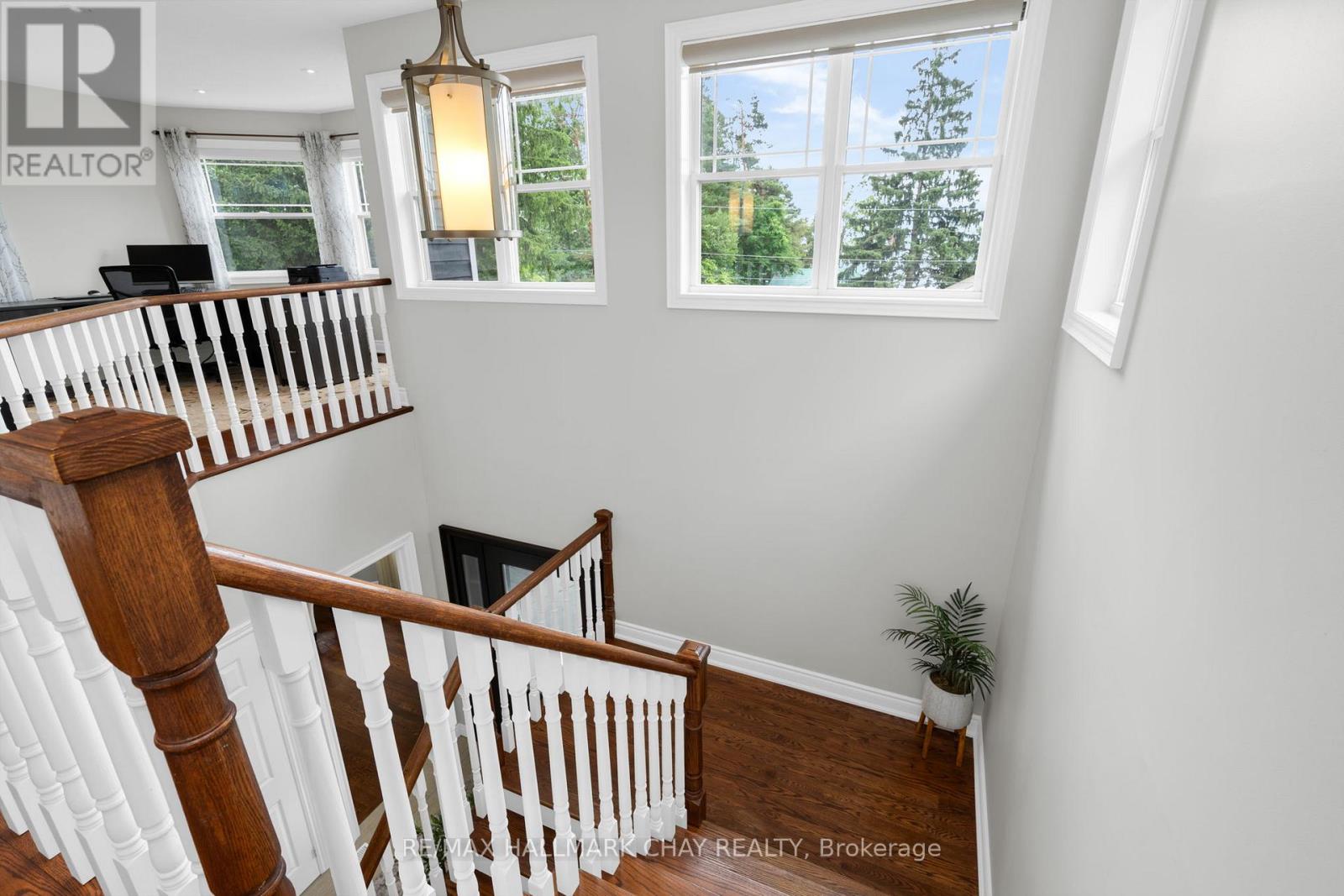 146 Lakeshore Road W, Oro-Medonte, Ontario  L0L 2E0 - Photo 18 - S12280113