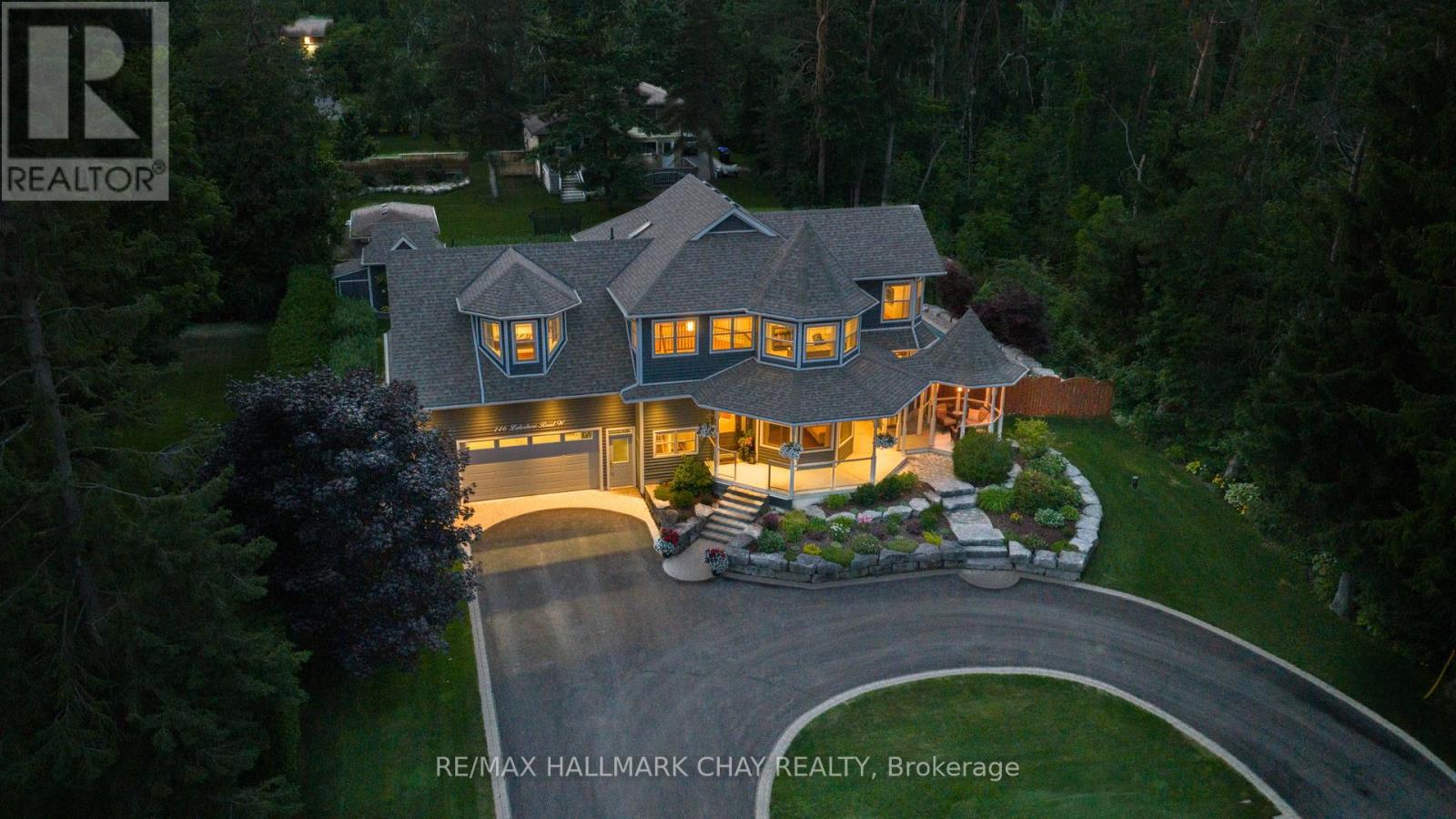 Property at 146 LAKESHORE ROAD W image 3