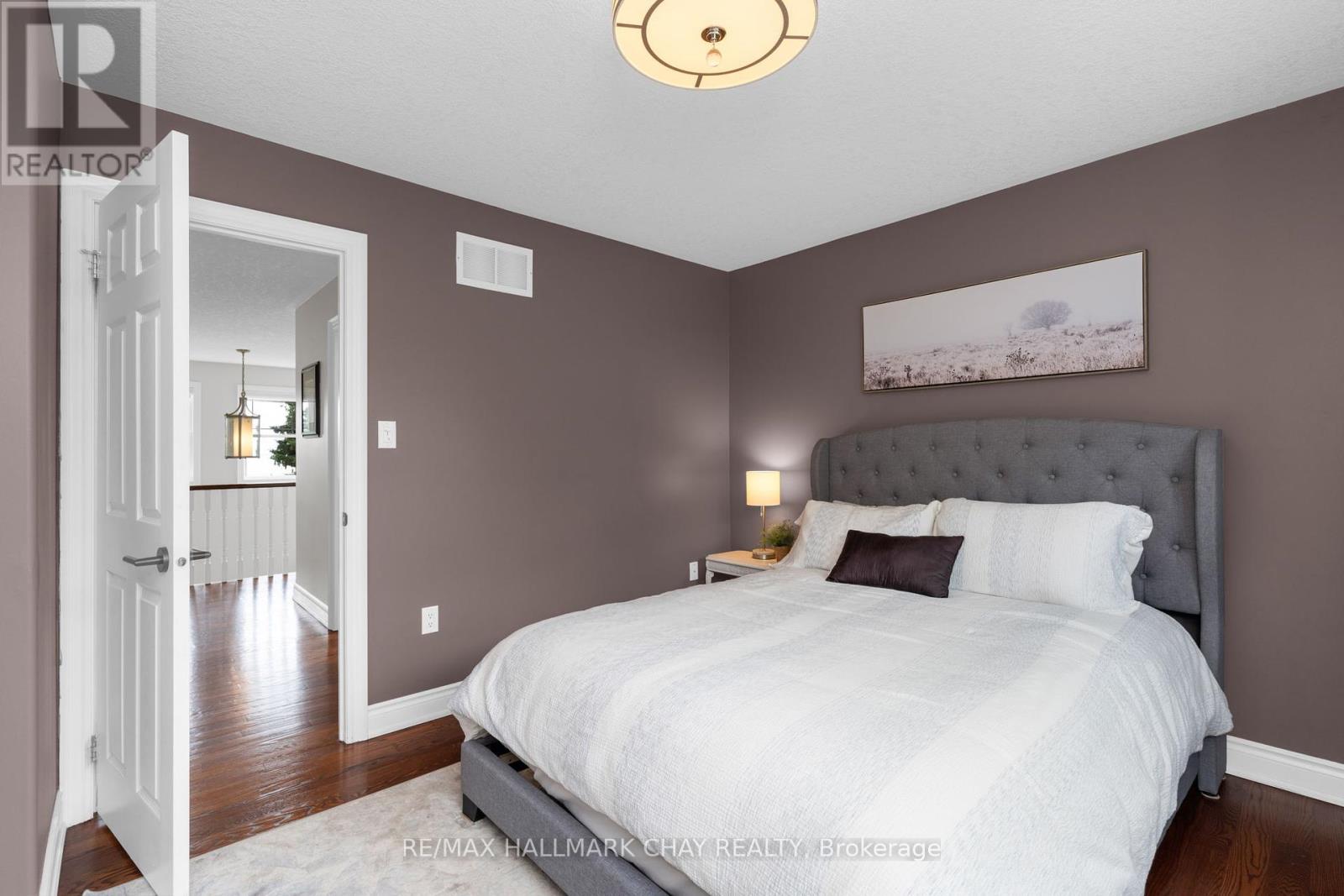 146 Lakeshore Road W, Oro-Medonte, Ontario  L0L 2E0 - Photo 31 - S12280113