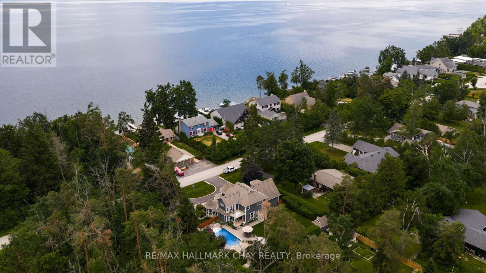 Property at 146 LAKESHORE ROAD W image 5