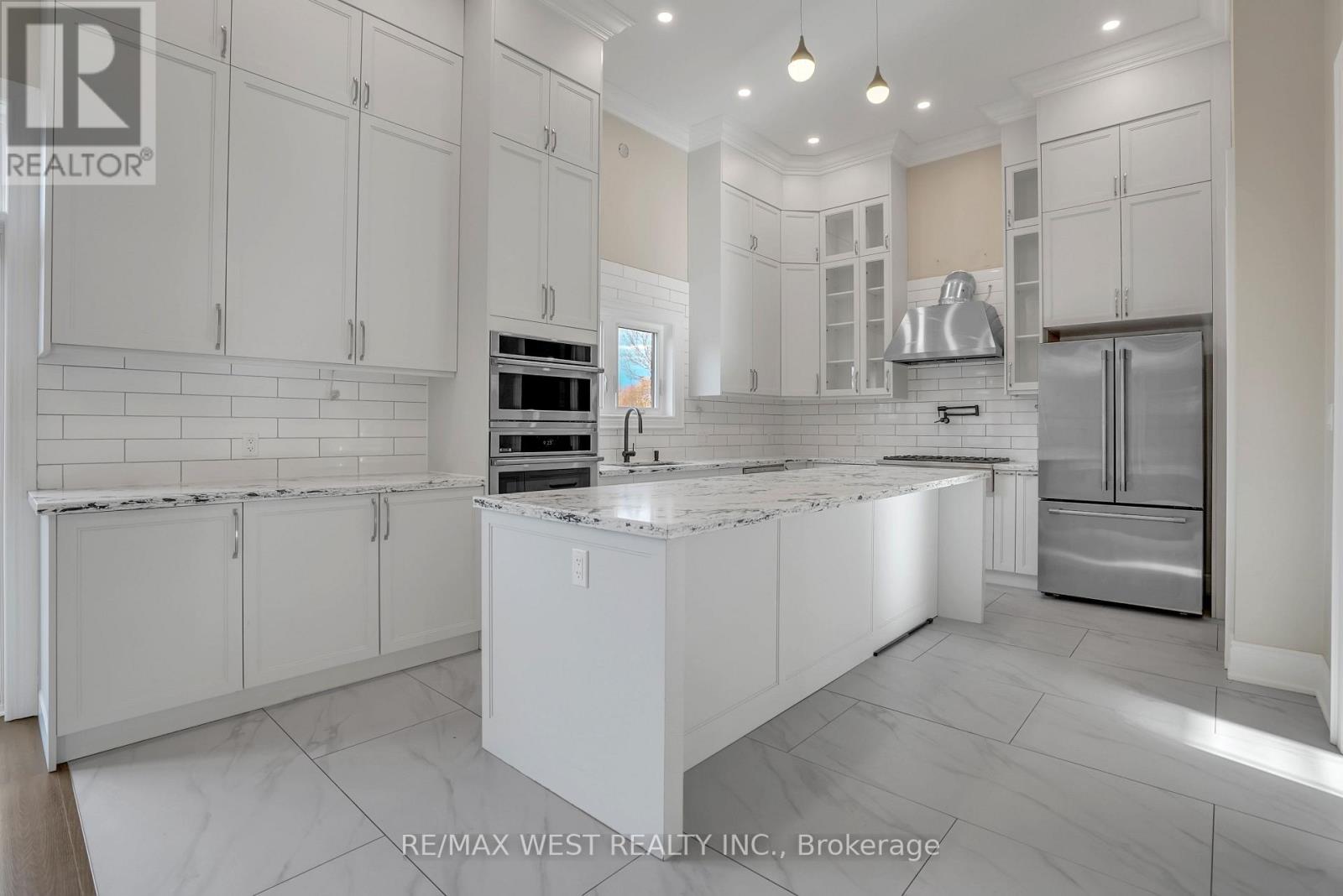 Property at 132 FOX STREET image 5