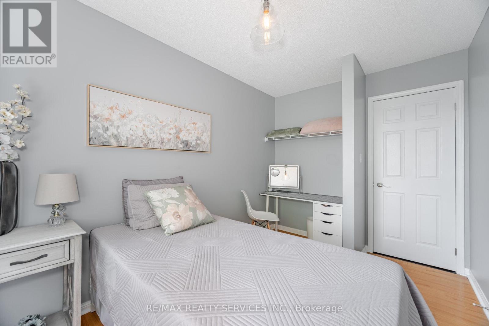 21 - 2 Clay Brick Court, Brampton, Ontario  L6V 4M7 - Photo 20 - W12280090