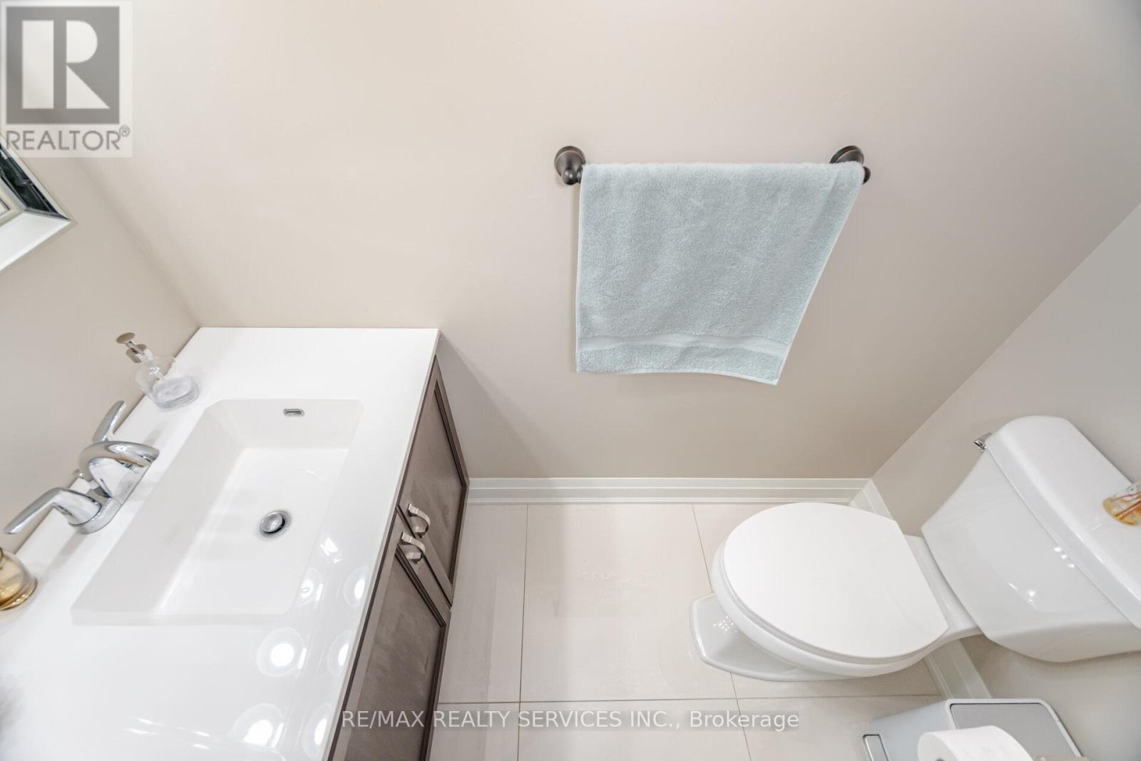 21 - 2 Clay Brick Court, Brampton, Ontario  L6V 4M7 - Photo 27 - W12280090