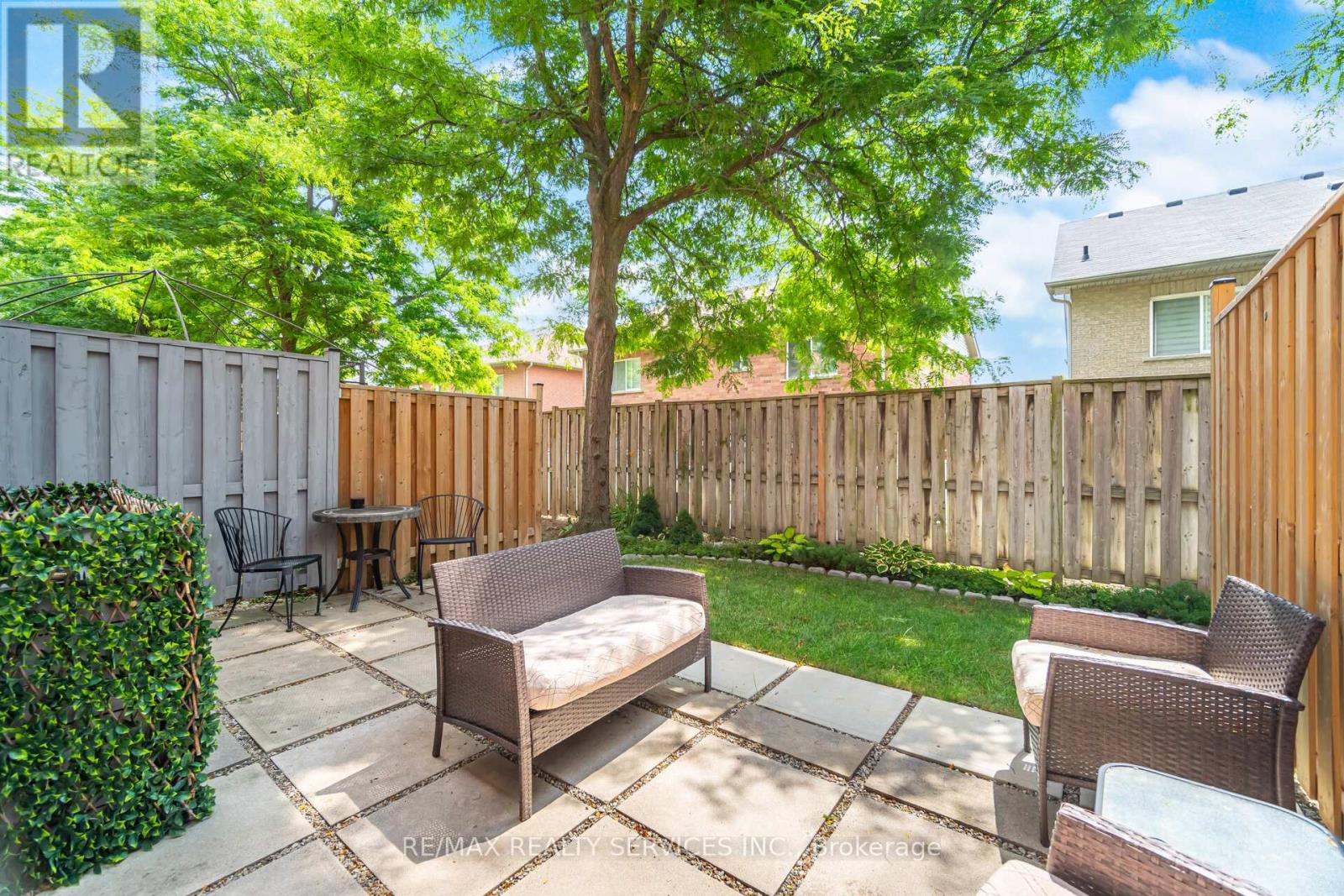 21 - 2 Clay Brick Court, Brampton, Ontario  L6V 4M7 - Photo 40 - W12280090