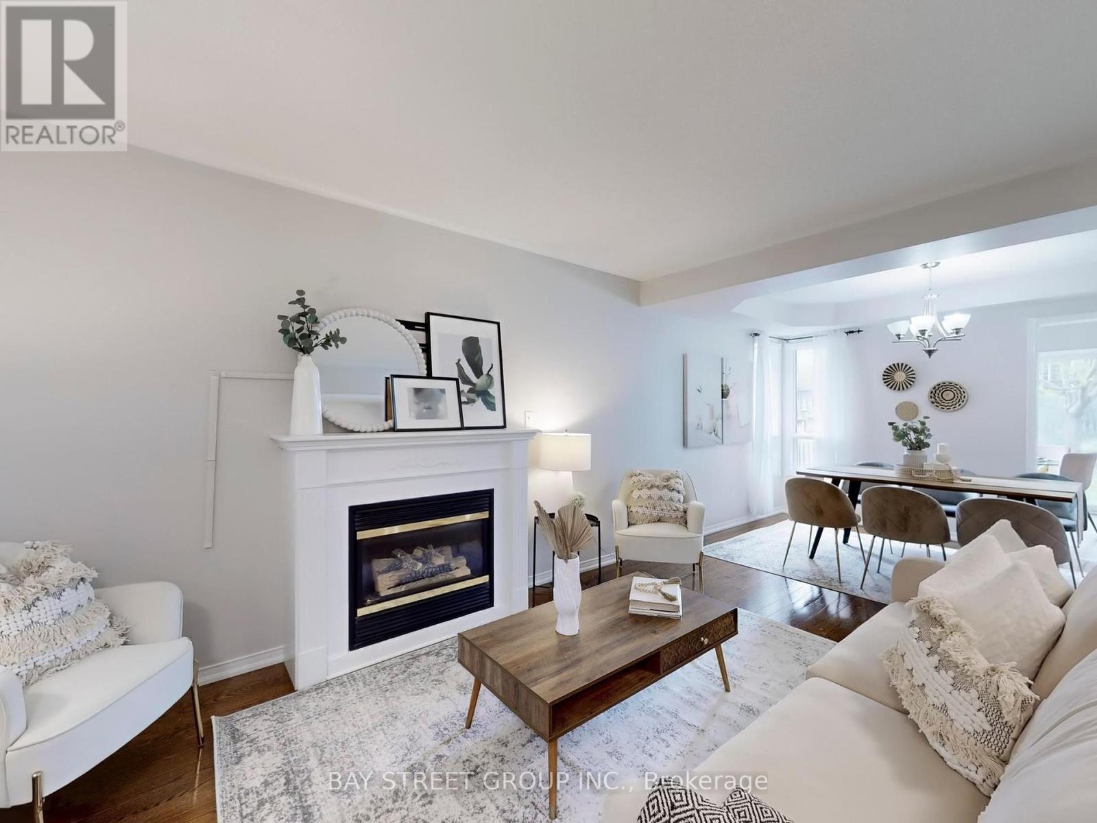 Property at 116 WOODROOF CRESCENT image 4