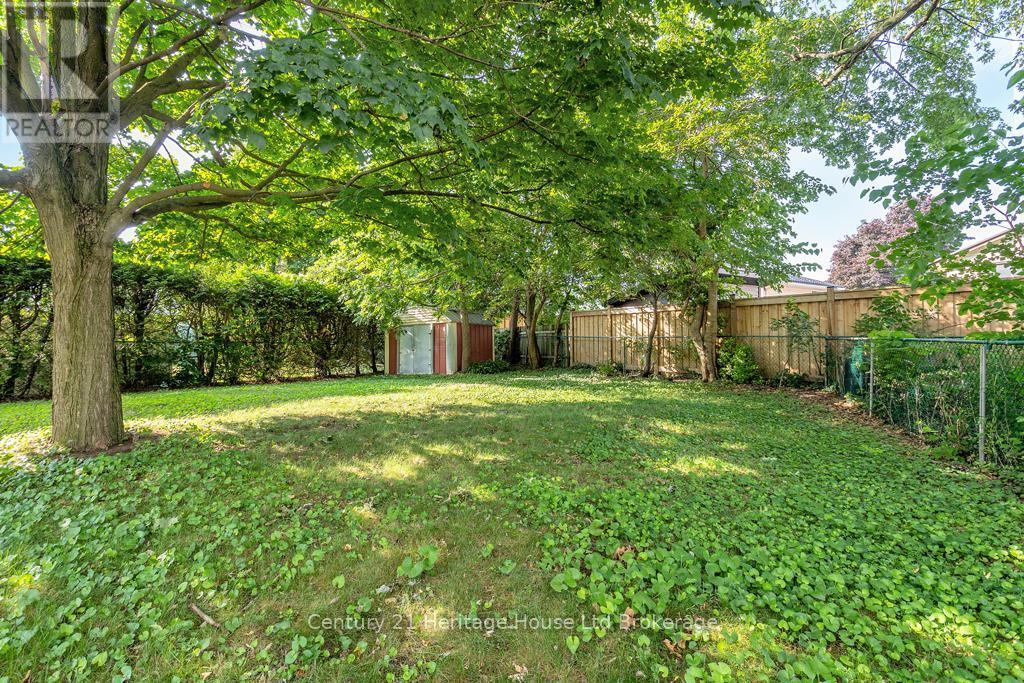 Property at 16 ALBA AVENUE image 5