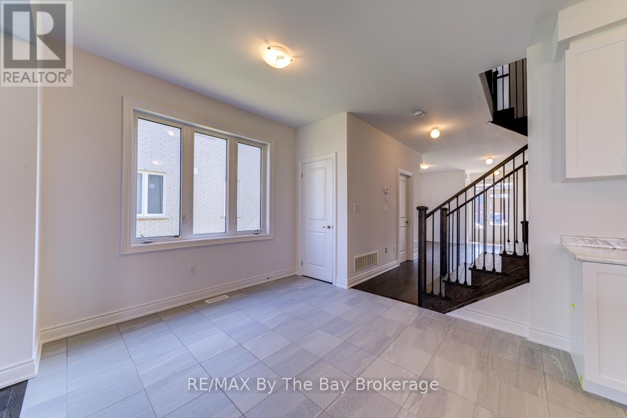 21 Lisa Street, Wasaga Beach, Ontario  L9Z 1J9 - Photo 22 - S12280296