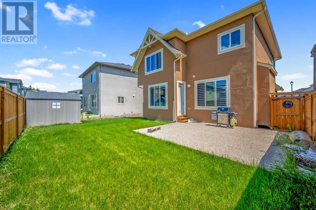 Property at 198 KINNIBURGH Crescent image 3