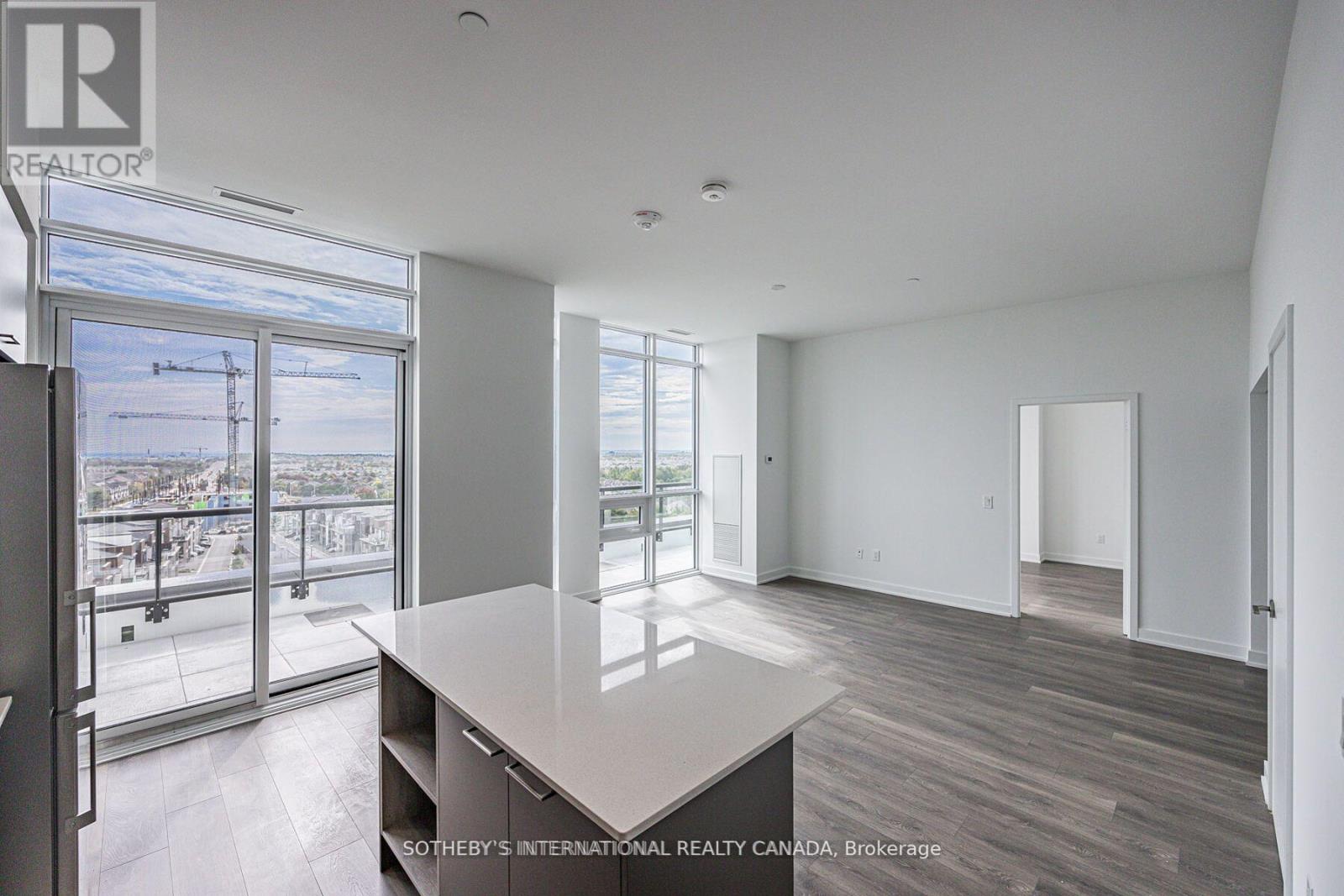 Property at 809 - 3005 PINE GLEN ROAD S image 3