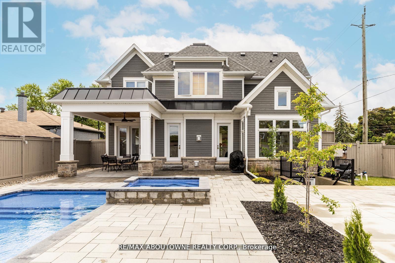 Property at 265 WOODALE AVENUE image 2