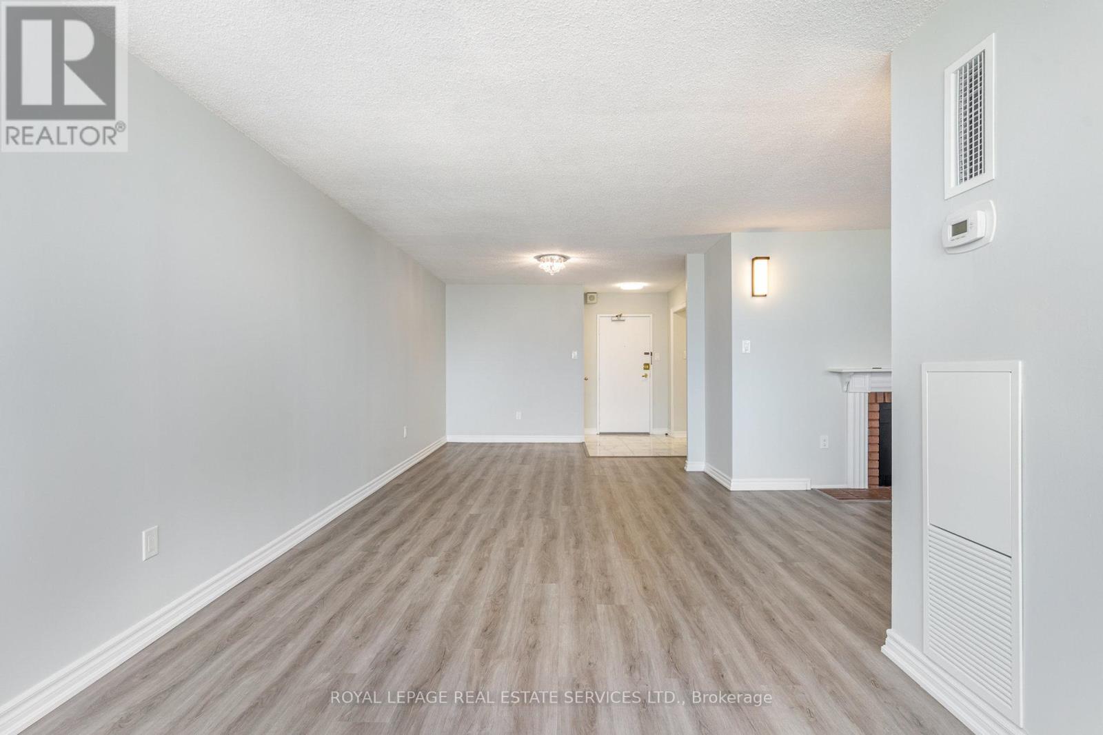2905 - 3100 Kirwin Avenue, Mississauga, Ontario  L5A 3S6 - Photo 9 - W12280240