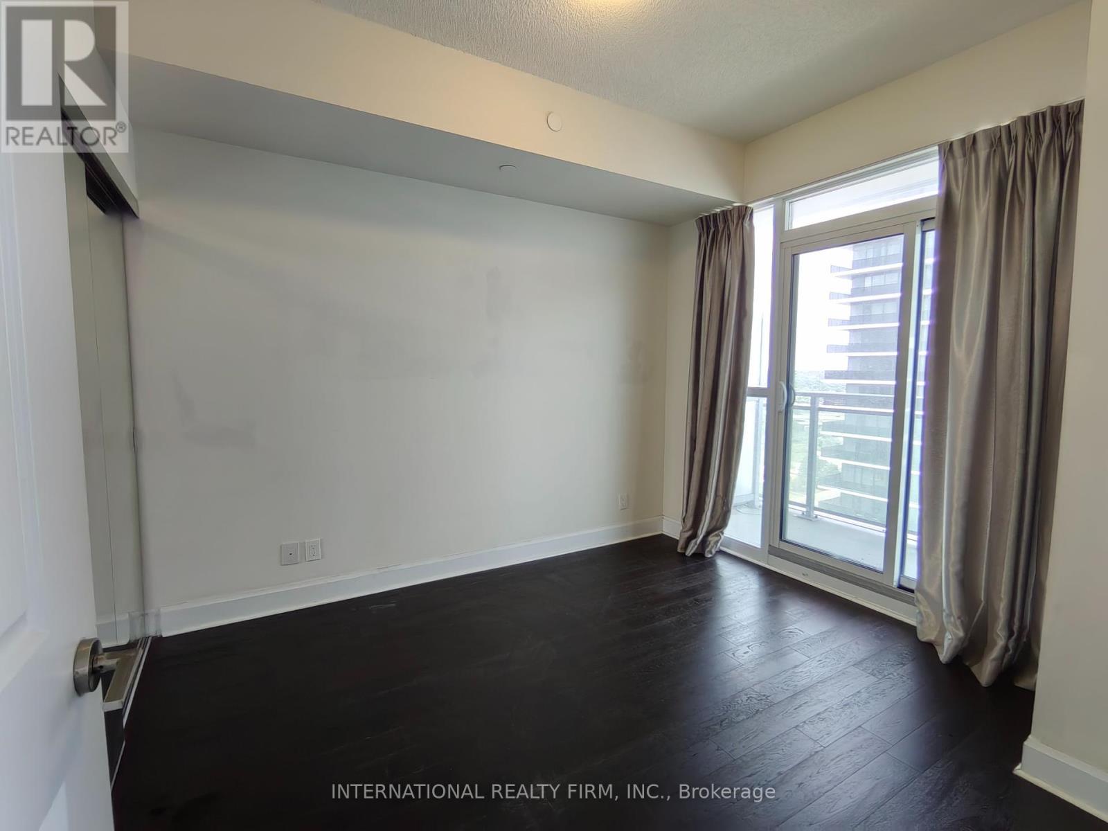 1608 - 33 Shore Breeze Drive, Toronto, Ontario  M8V 0G1 - Photo 11 - W12280252