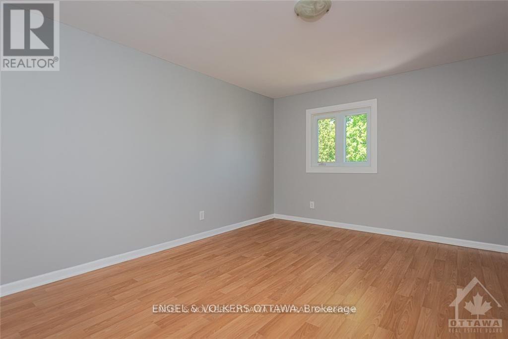 43 Clarendon Avenue, Ottawa, Ontario  K1Y 0P3 - Photo 4 - X12280303