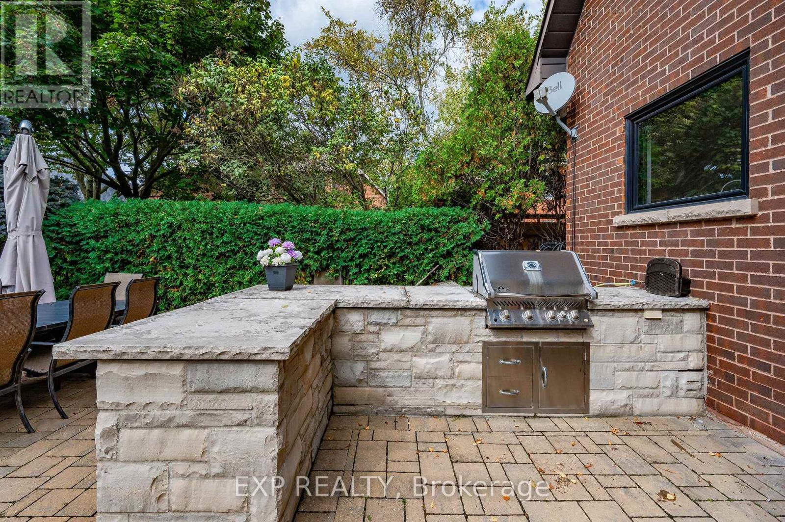1340 Greeneagle Drive, Oakville, Ontario  L6M 2M9 - Photo 36 - W12280269