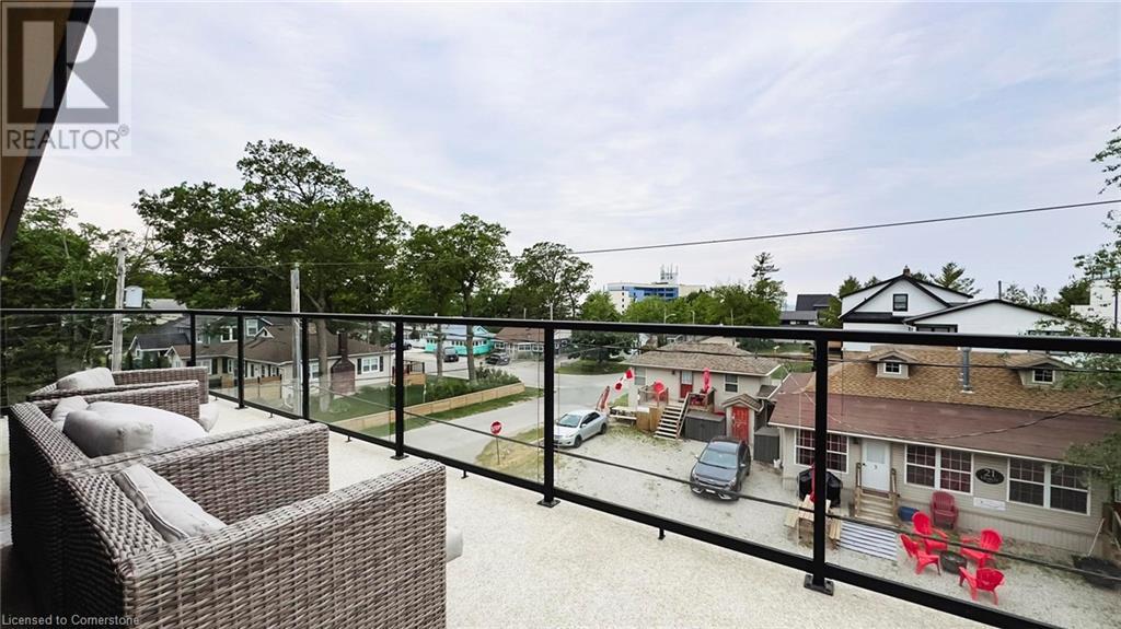 57 Centre St, Grand Bend, Ontario  N0M 1T0 - Photo 35 - 40675113