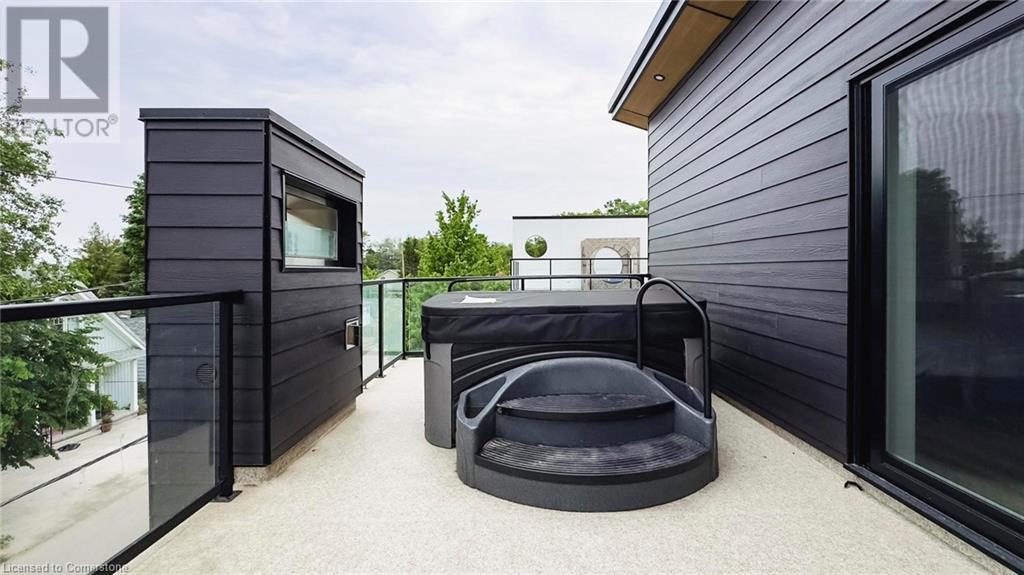 57 Centre St, Grand Bend, Ontario  N0M 1T0 - Photo 34 - 40675113