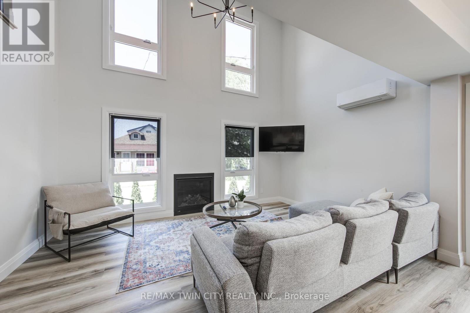 Photo 11 of 41 for 57 Centre Street