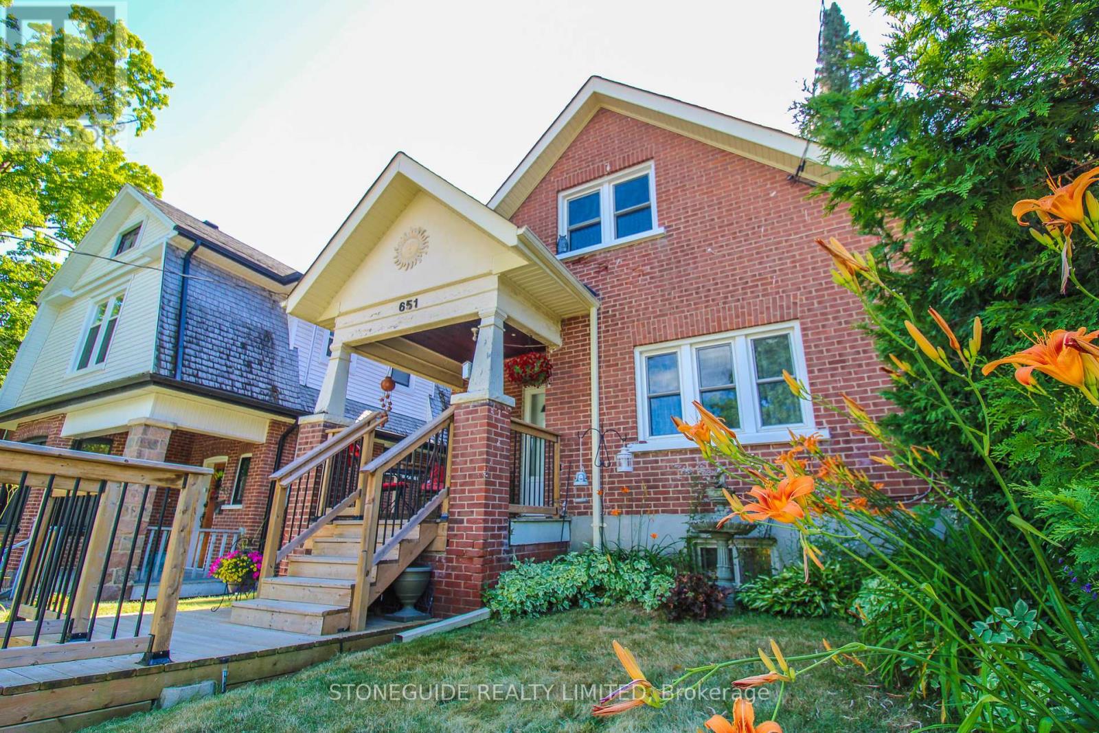 Property at 651 AYLMER STREET image 3