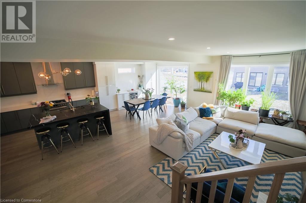 Property at 400 KLEIN Circle image 5