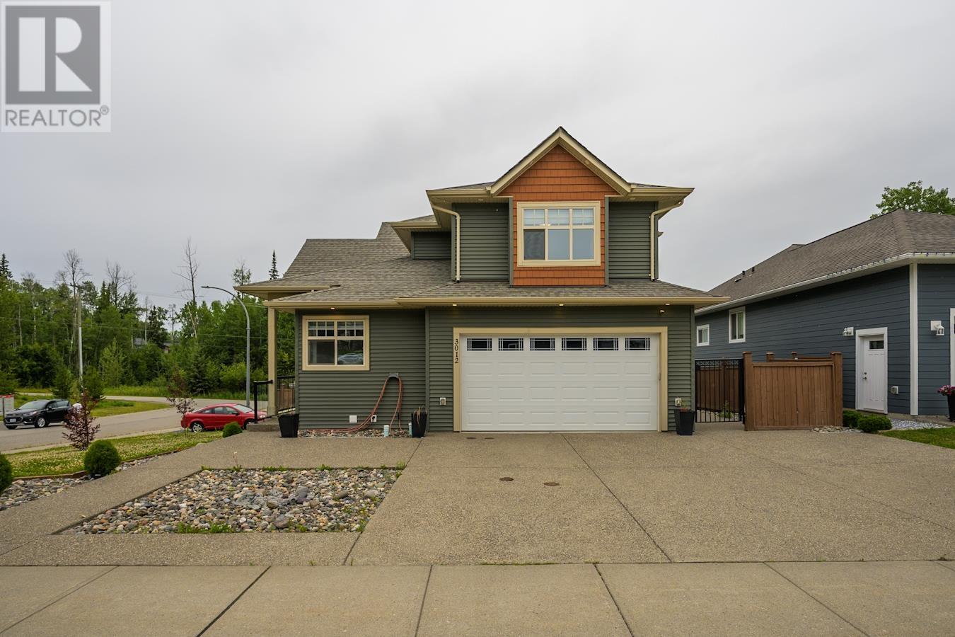 Property at 3012 PARKVIEW CRESCENT image 4