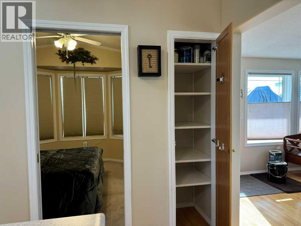 3019, 35468 Range Road 30, Rural Red Deer County, Alberta  T4G 0M3 - Photo 12 - A2205055