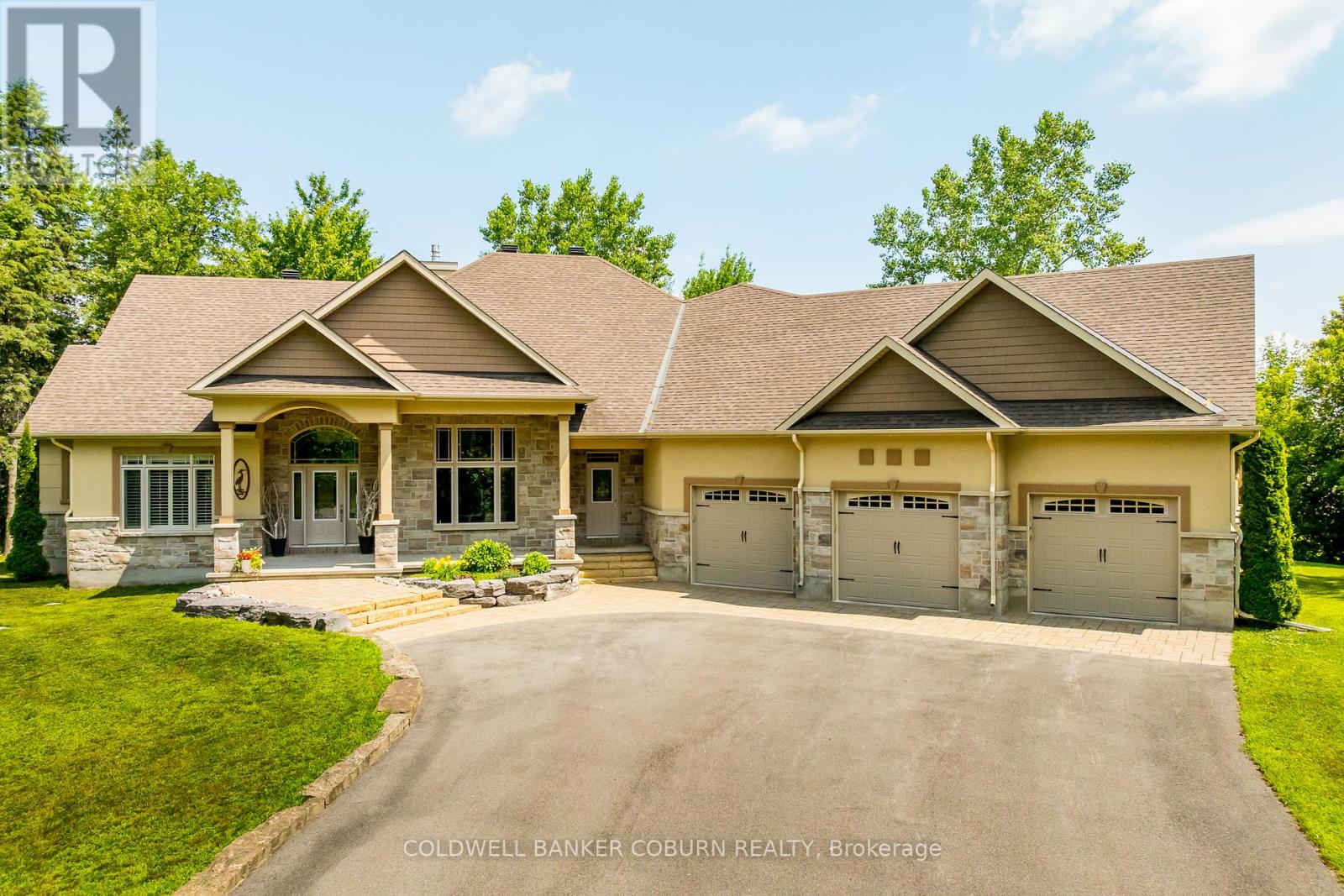 Property at 515 WEST LAKE CIRCLE image 2