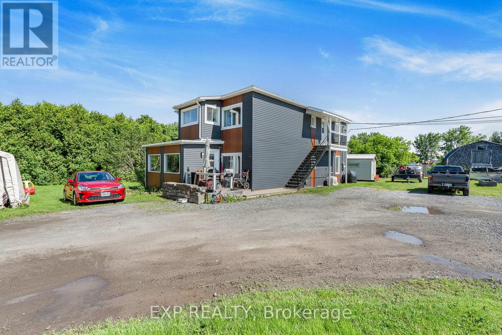 309-313 Front Road, Hawkesbury, Ontario  K6A 2T1 - Photo 2 - X12280366