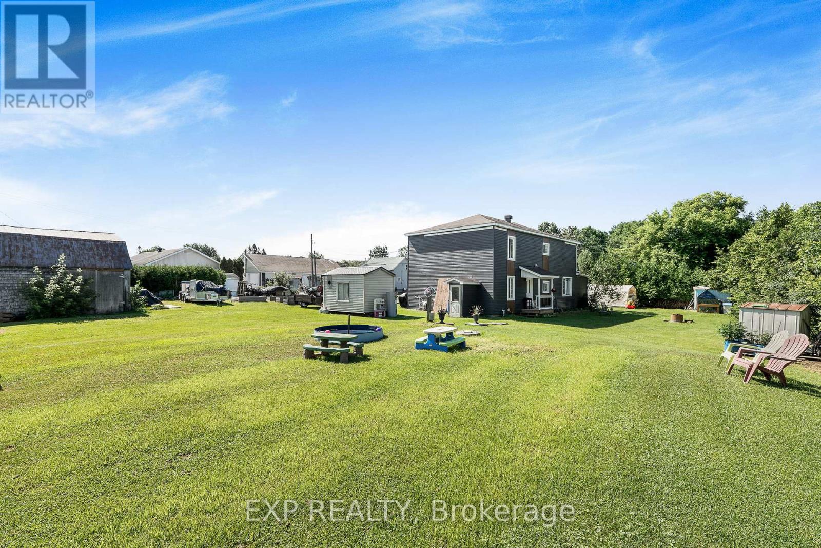 309-313 Front Road, Hawkesbury, Ontario  K6A 2T1 - Photo 22 - X12280366