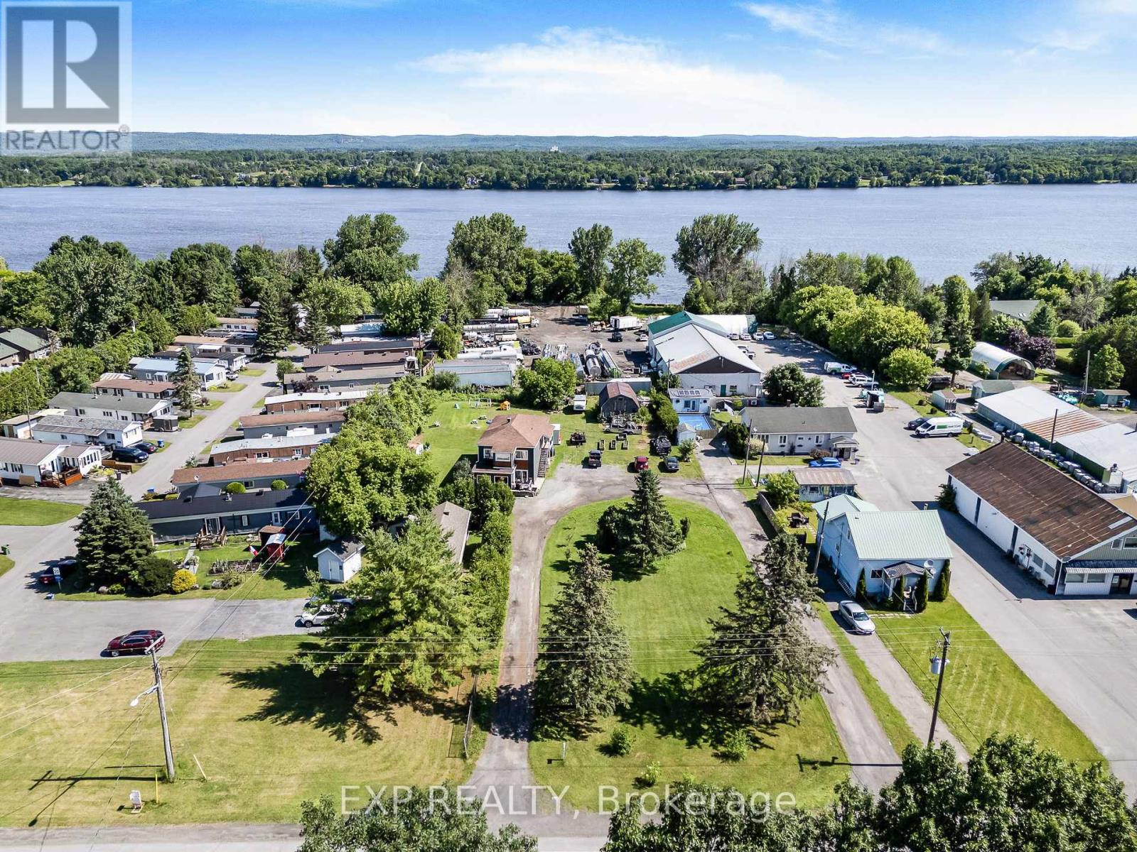 309-313 Front Road, Hawkesbury, Ontario  K6A 2T1 - Photo 25 - X12280366
