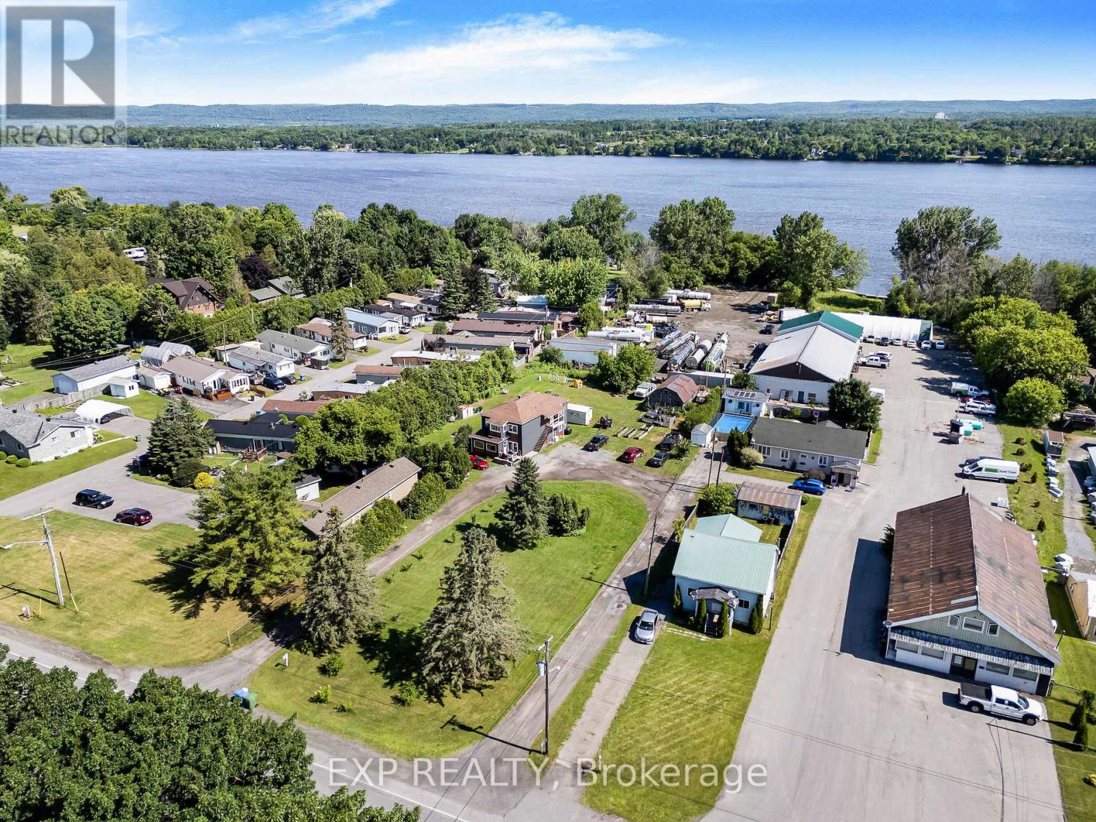 309-313 Front Road, Hawkesbury, Ontario  K6A 2T1 - Photo 31 - X12280366