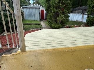 Property at 509 G AVENUE S image 3