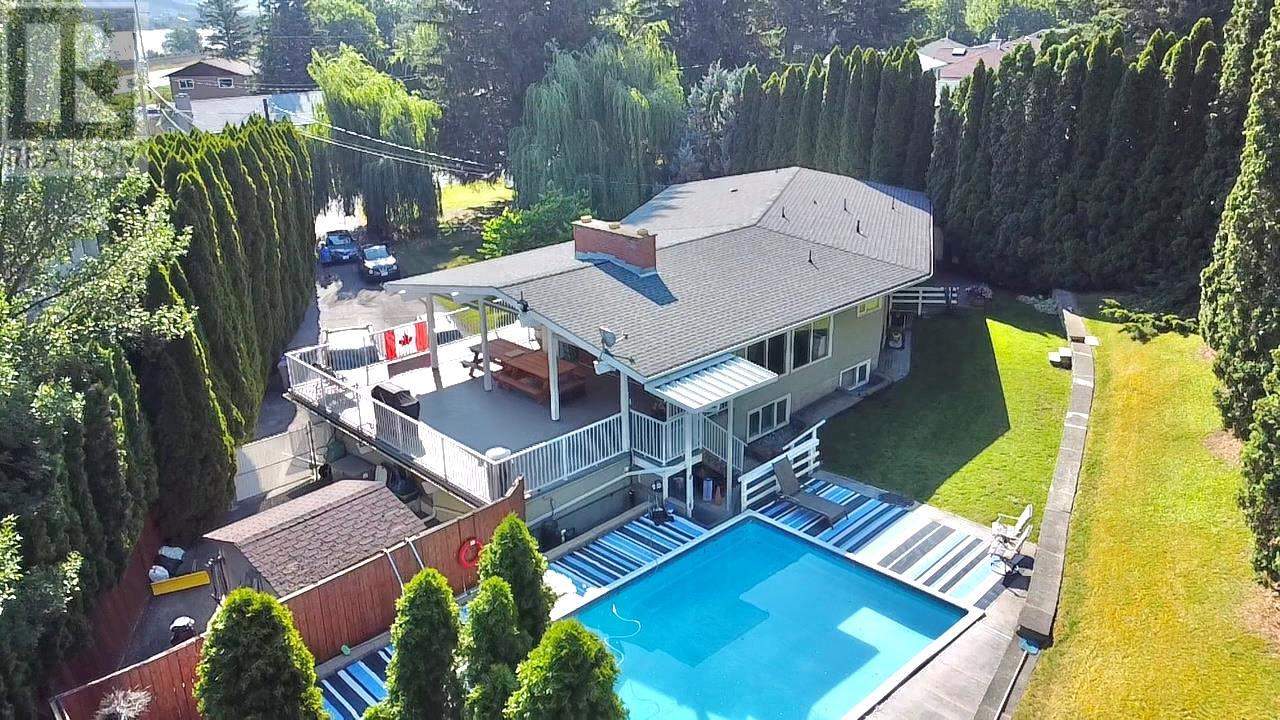 Property at 2269 Park Drive image 1