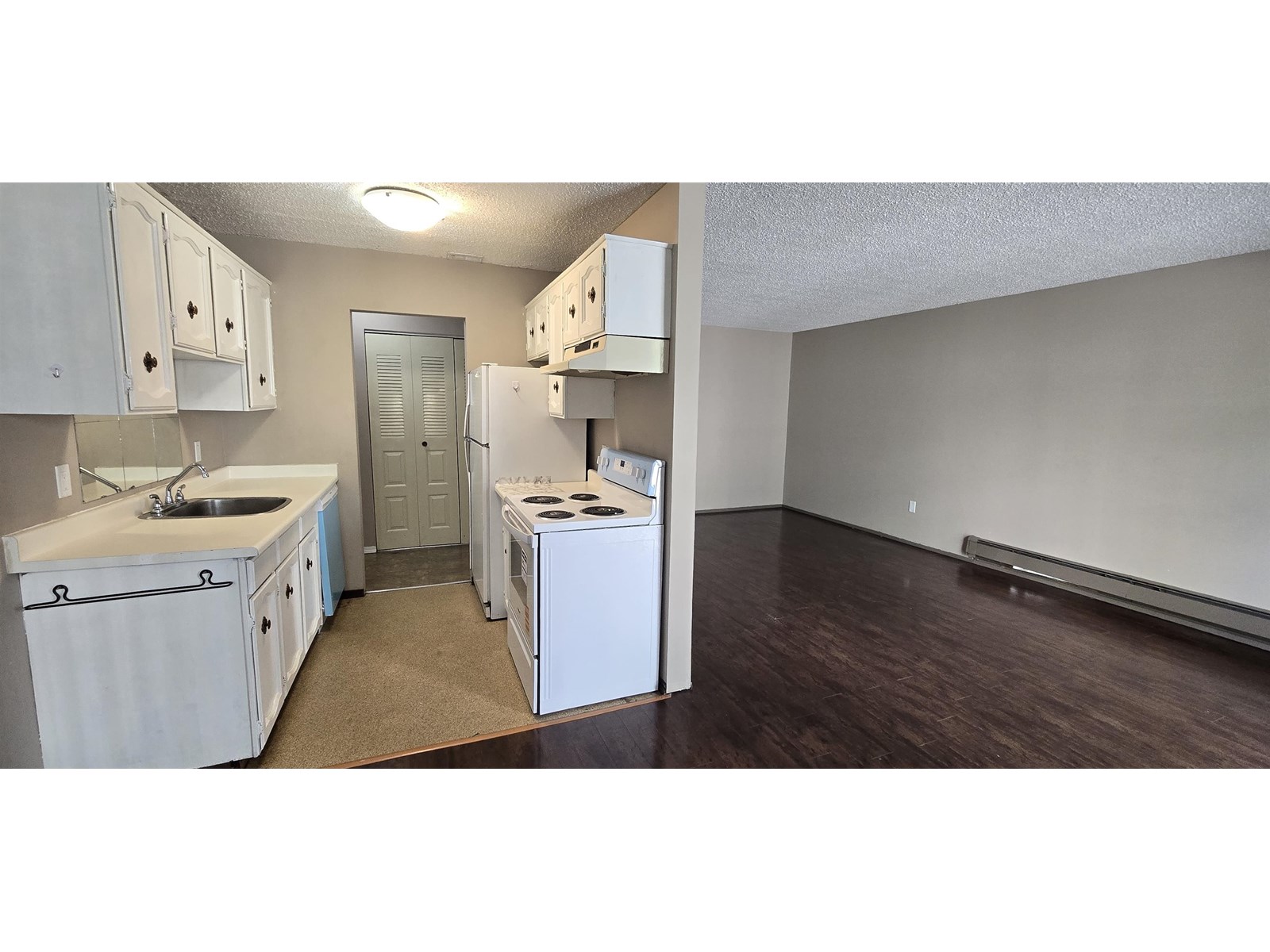 Property at 426 1909 SALTON ROAD image 4