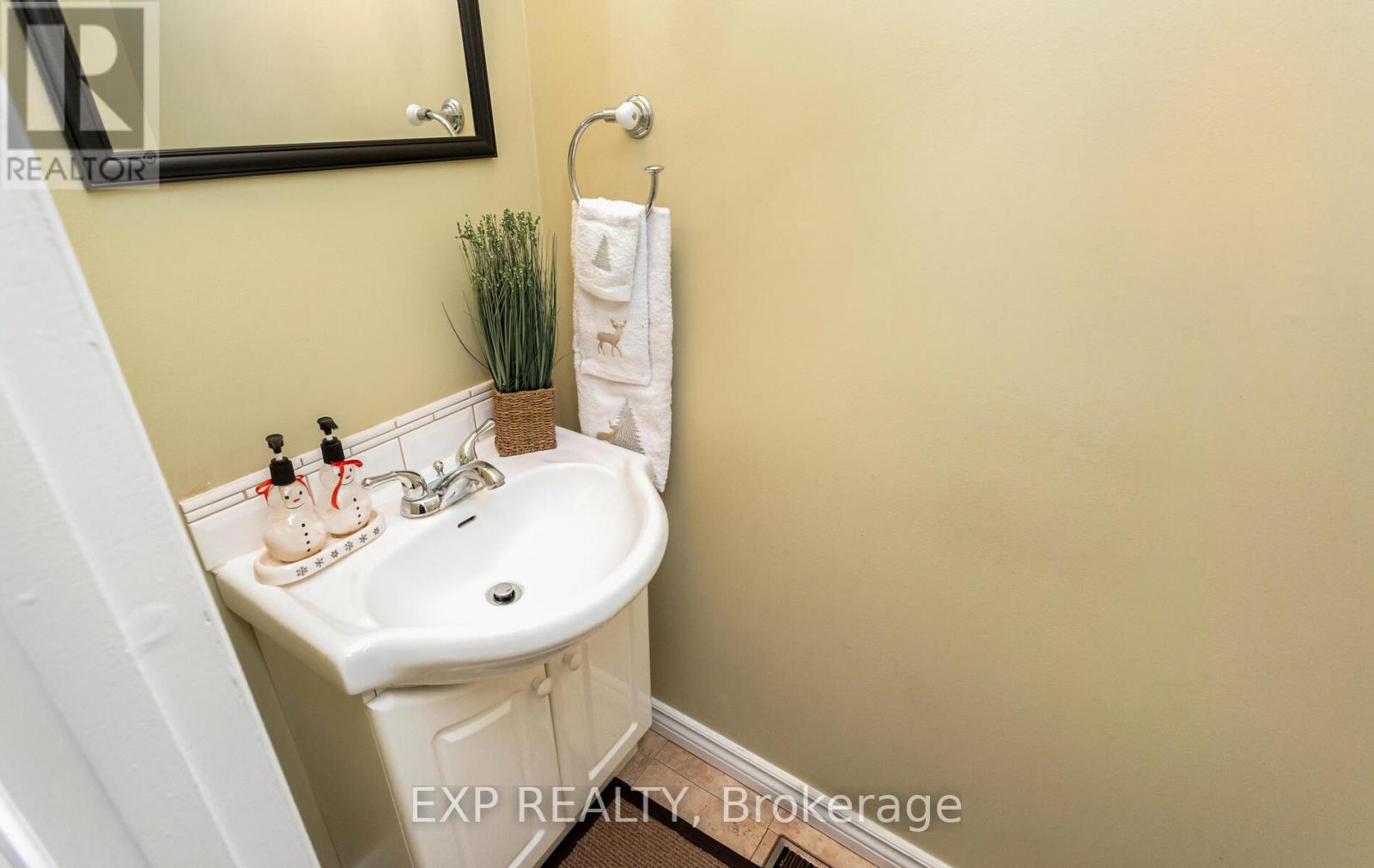 491 Ontario Street N, Milton, Ontario  L9T 3J4 - Photo 24 - W12280388