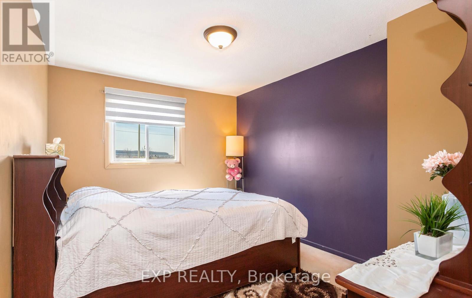 491 Ontario Street N, Milton, Ontario  L9T 3J4 - Photo 33 - W12280388