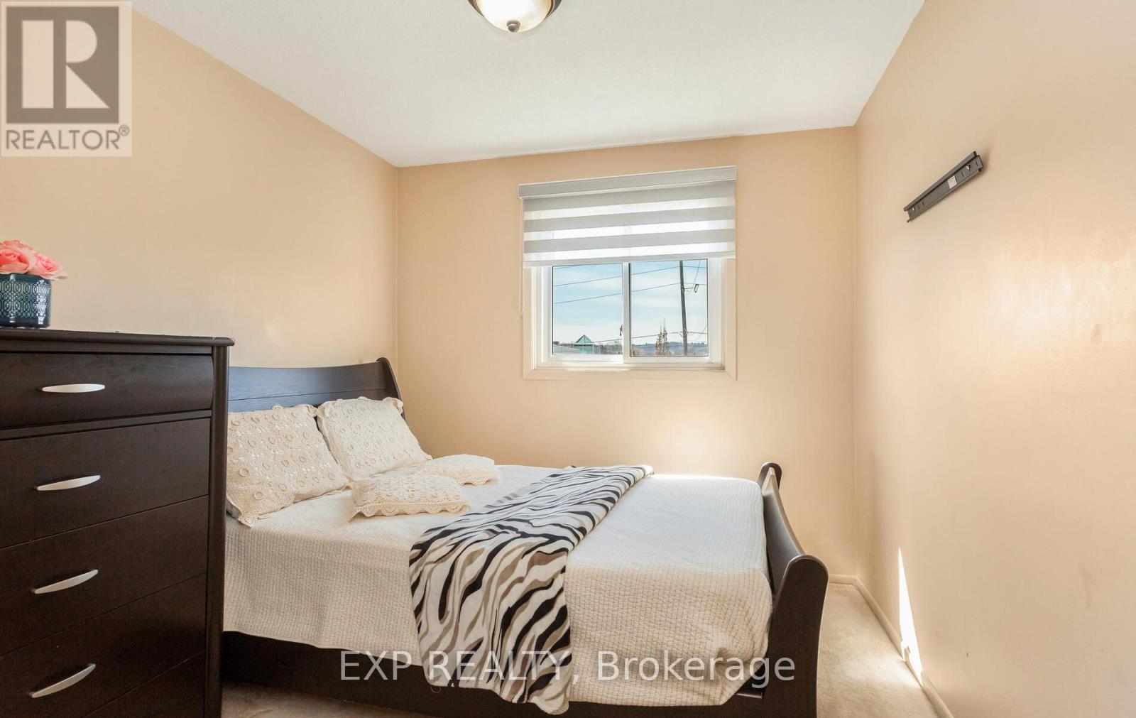 491 Ontario Street N, Milton, Ontario  L9T 3J4 - Photo 36 - W12280388