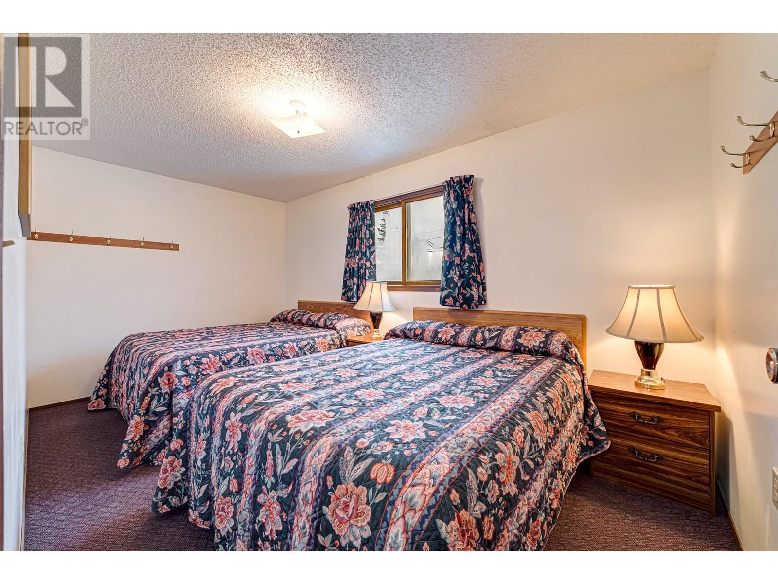 1302 Highway 3, Fernie, British Columbia  V0B 1M5 - Photo 22 - 10331398