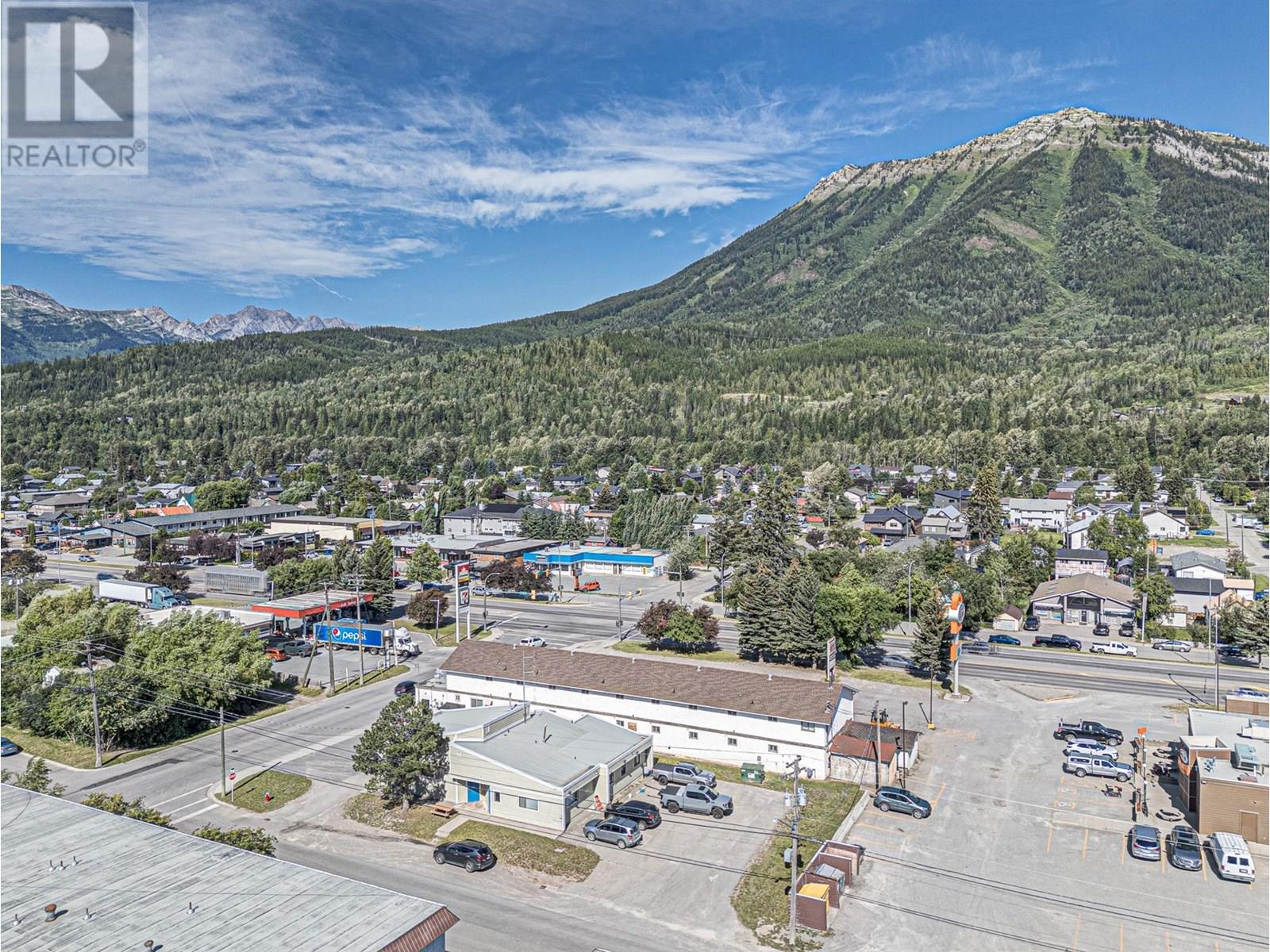 1302 Highway 3, Fernie, British Columbia  V0B 1M5 - Photo 33 - 10331398