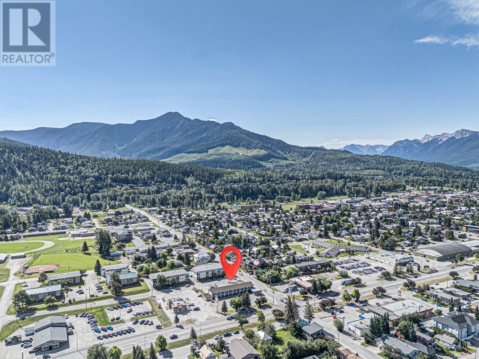 1302 Highway 3, Fernie, British Columbia  V0B 1M5 - Photo 35 - 10331398