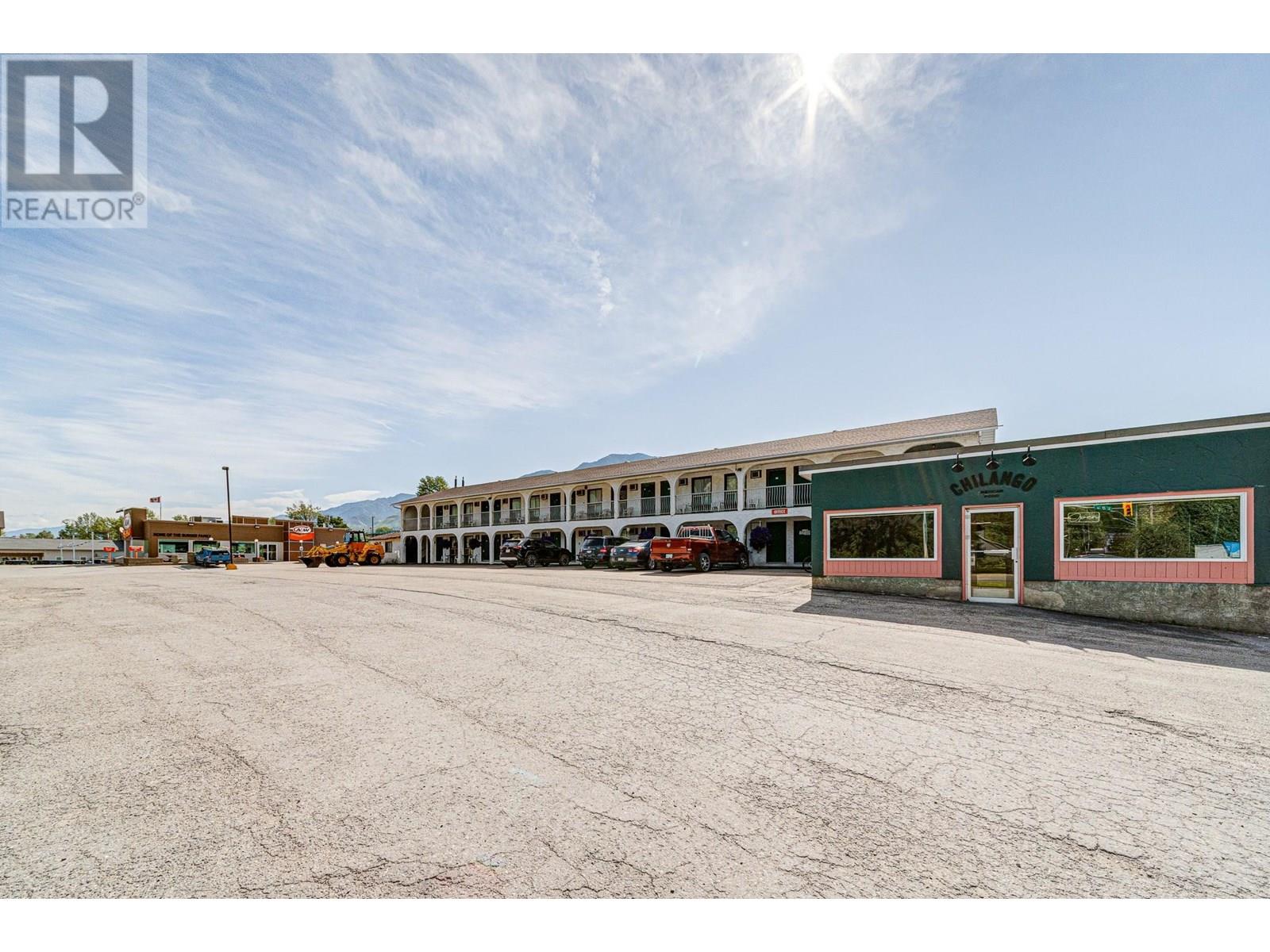1302 Highway 3, Fernie, British Columbia  V0B 1M5 - Photo 31 - 10331398