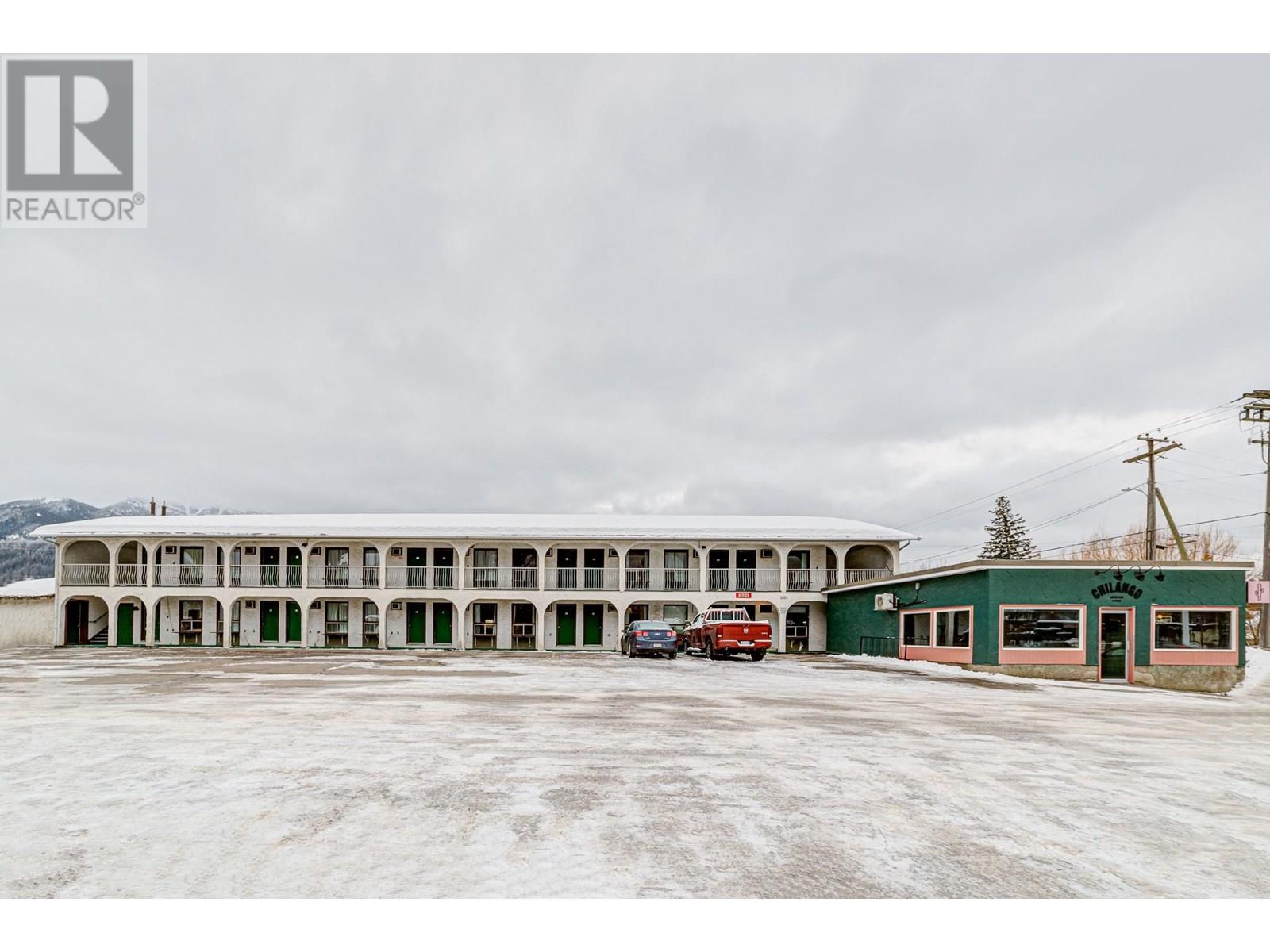 1302 Highway 3, Fernie, British Columbia  V0B 1M5 - Photo 45 - 10331398
