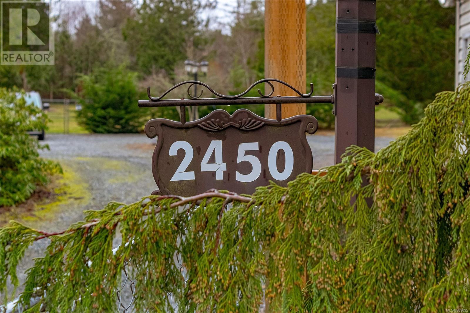 2450/2440 Whistler Rd W, Qualicum Beach, British Columbia  V9K 2A6 - Photo 11 - 989095